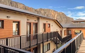 Senderos Aparts & Suites